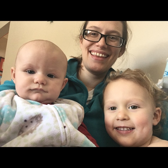 Meet your Posher, Sarah - Picture 2 of 3